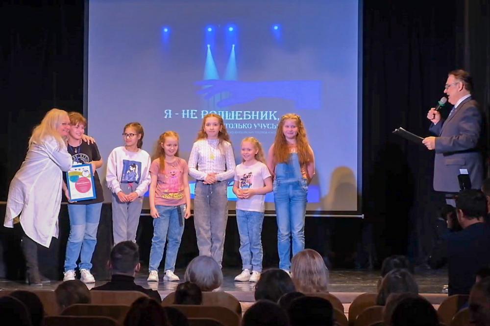  Юные ученики актерской мастерской театра кукол получили две фестивальные награды 